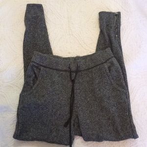 Aerie heather grey joggers